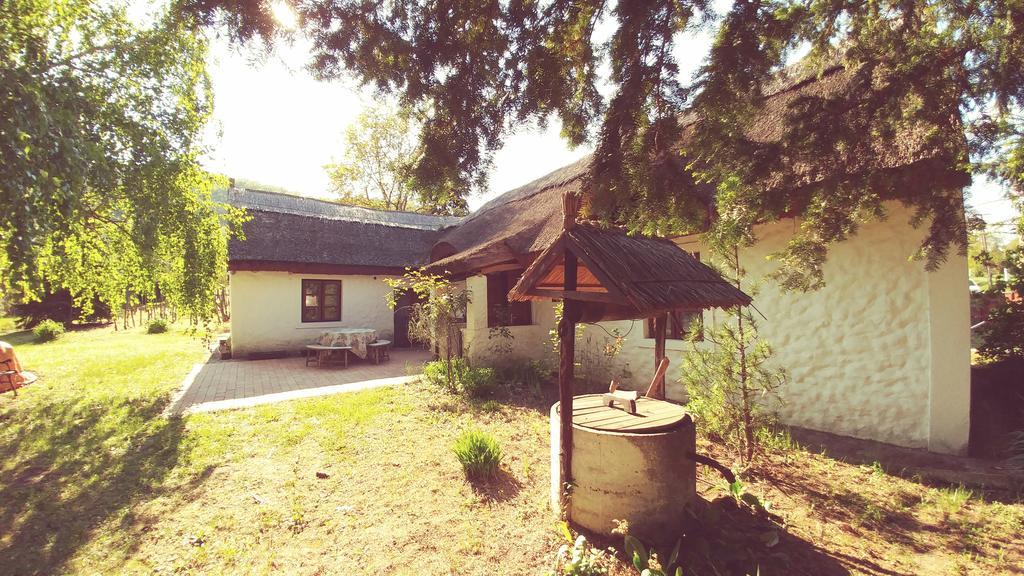 Villa Szigligeti Nádfedeles Exterior foto